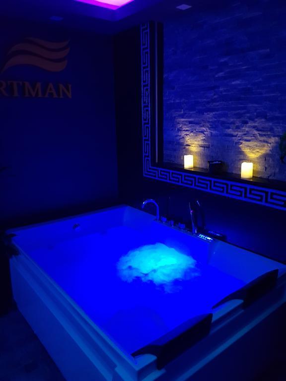 Spa Apartment Belgrado Buitenkant foto